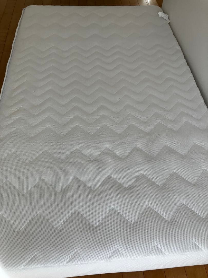 雲のやすらぎプレミアムマットレス　セミダブル　【引き取り限定】