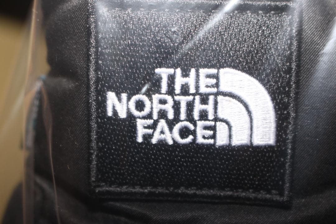 28cmノースフェイスヌプシブーティウォータープルーフロゴショートNF52280