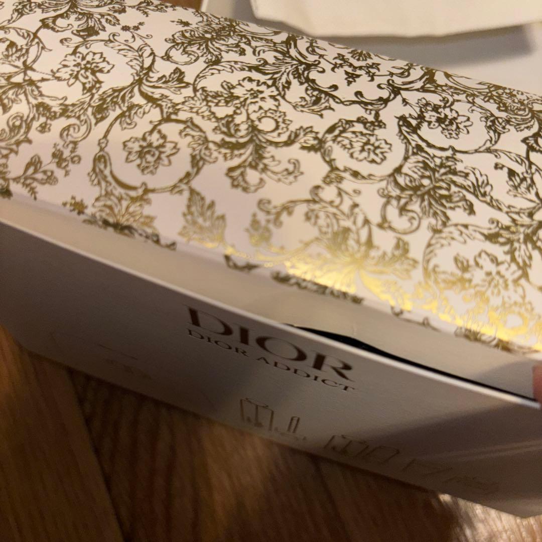 新品Diorホリデーギフト2023　クリスマスギフト
