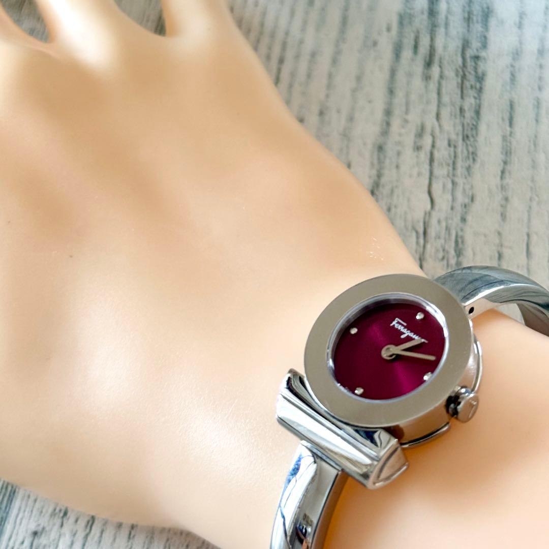 【希少】Ferragamo フェラガモ 腕時計 ガンチーニ FQ5 ボルドー調