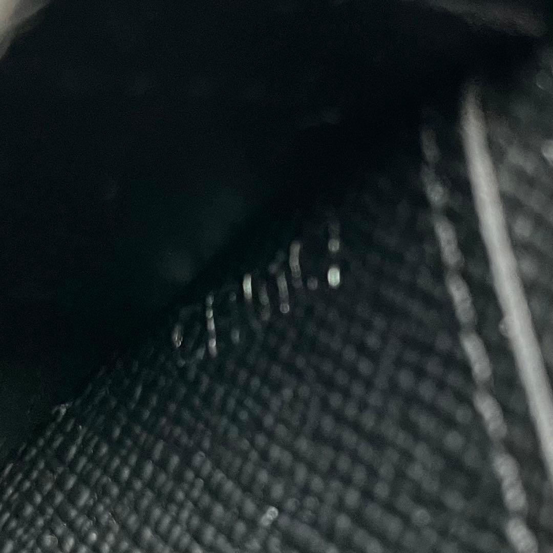 ルイヴィトン　ダミエグラフィット　ポルトフォイユ・マルコ　二つ折り財布