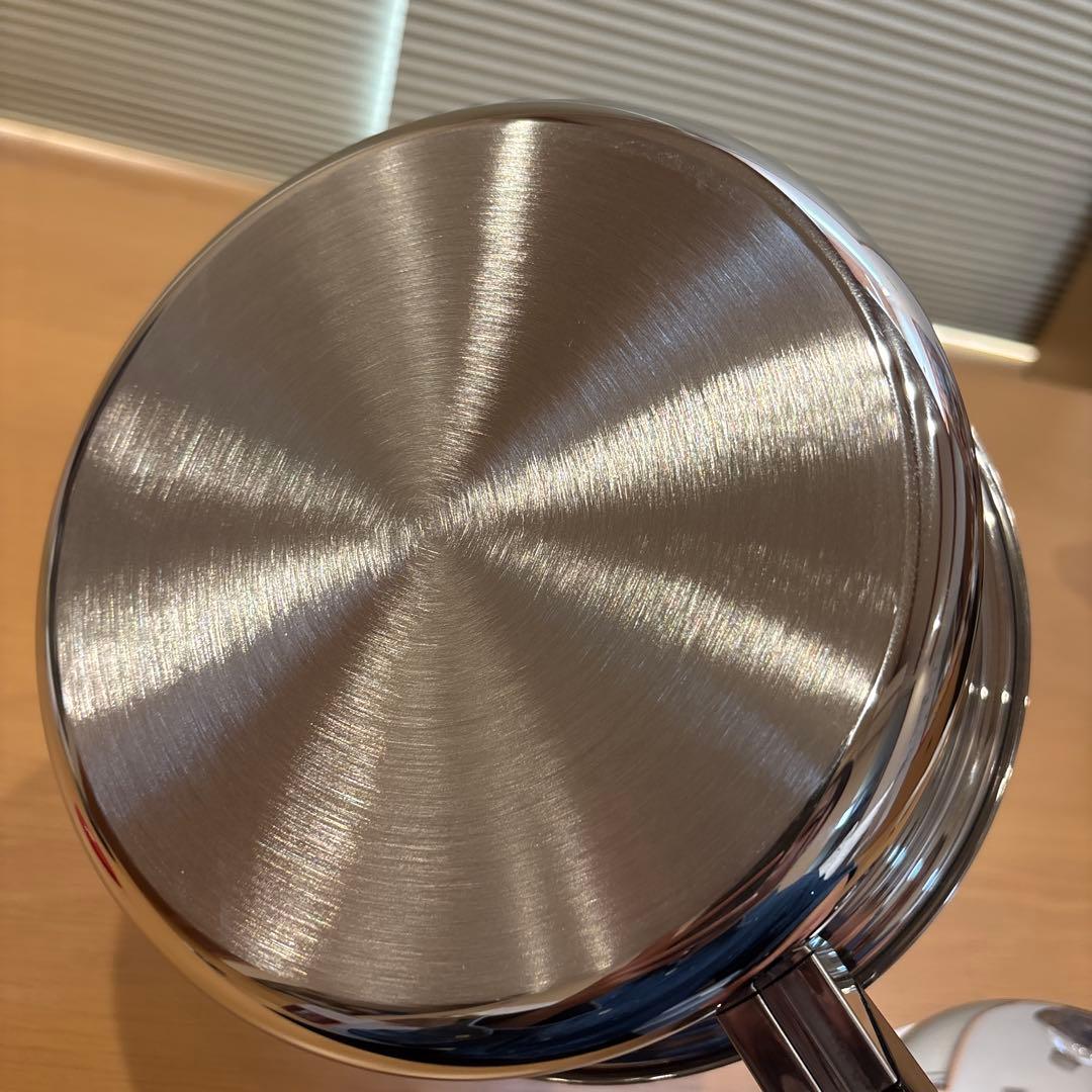 新品　アムウェイ　 Queen 蓋付き　片手鍋　クィーンクック　大ソースパン