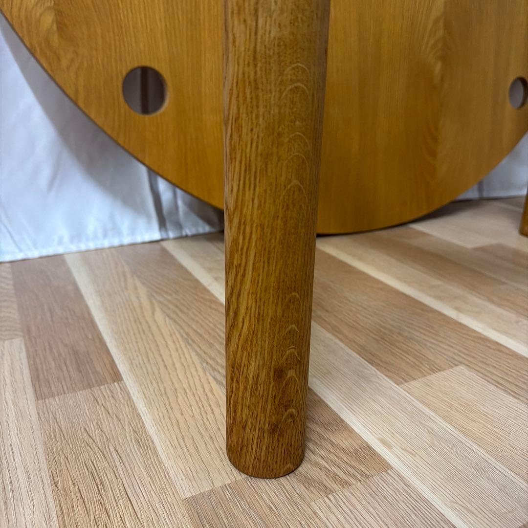 Jorgen Baekmar C44 ラウンドダイニングテーブル　FDBモブラー