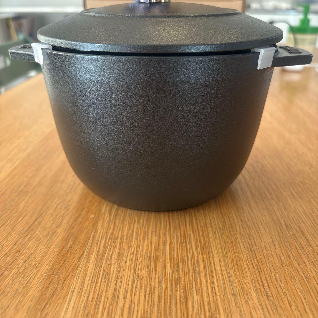 新品未使用　staub ココット de GOHAN　 Mサイズ 16cm