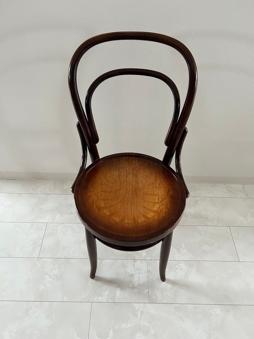 ダークブラウン 木製 曲木デザイン 椅子B