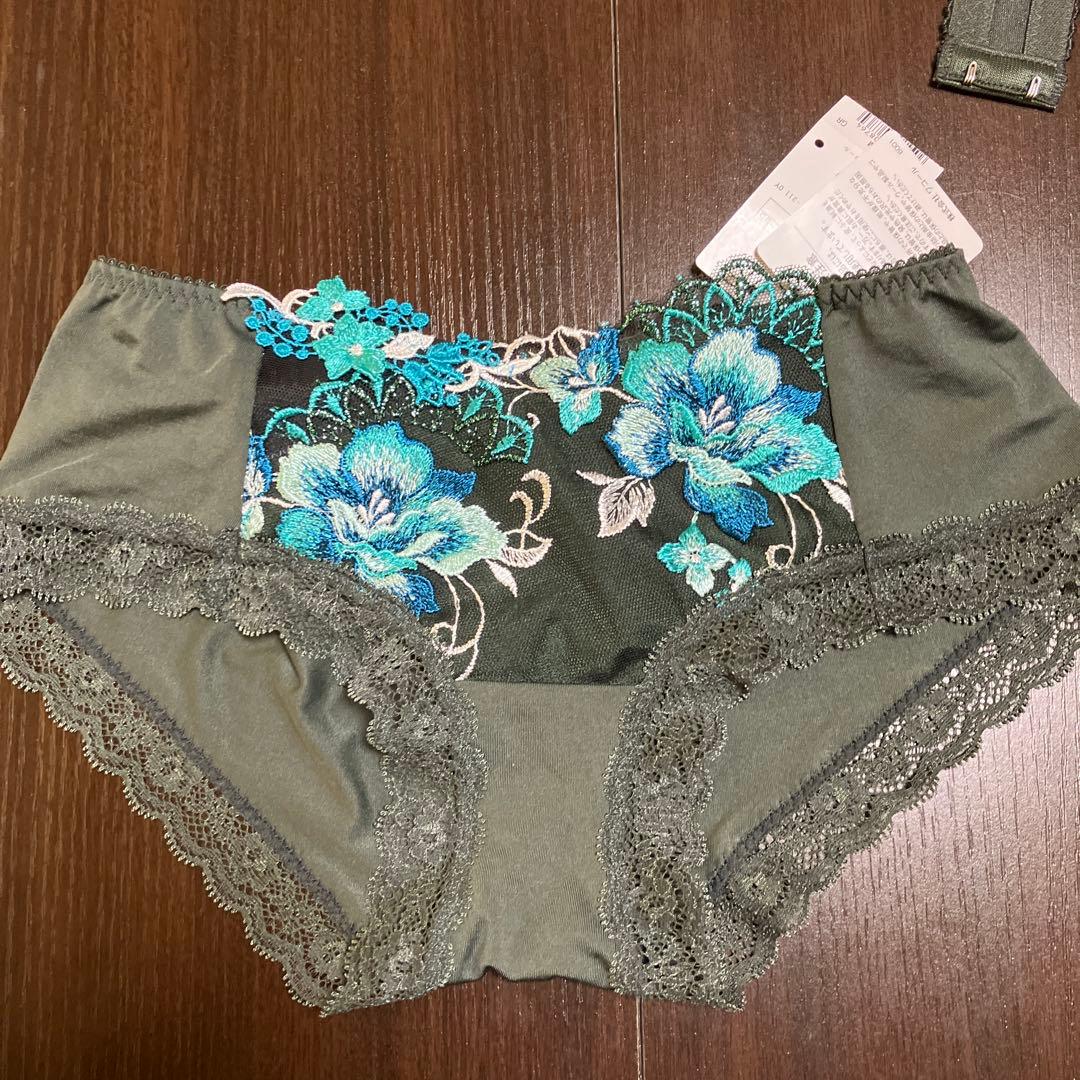 ワコール　サルート42g D65