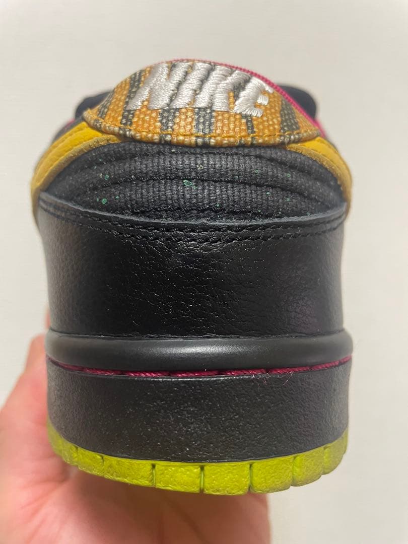 ★ Nike SB Dunk Low Space Tiger ★