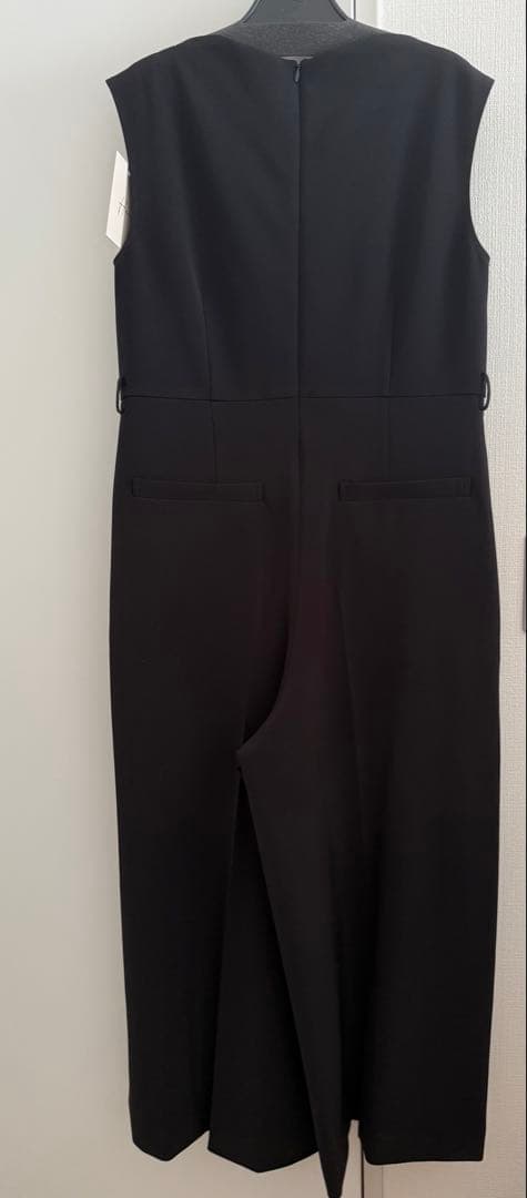 新品未使用 Heve ハートネックオールインワン 36 ブラック