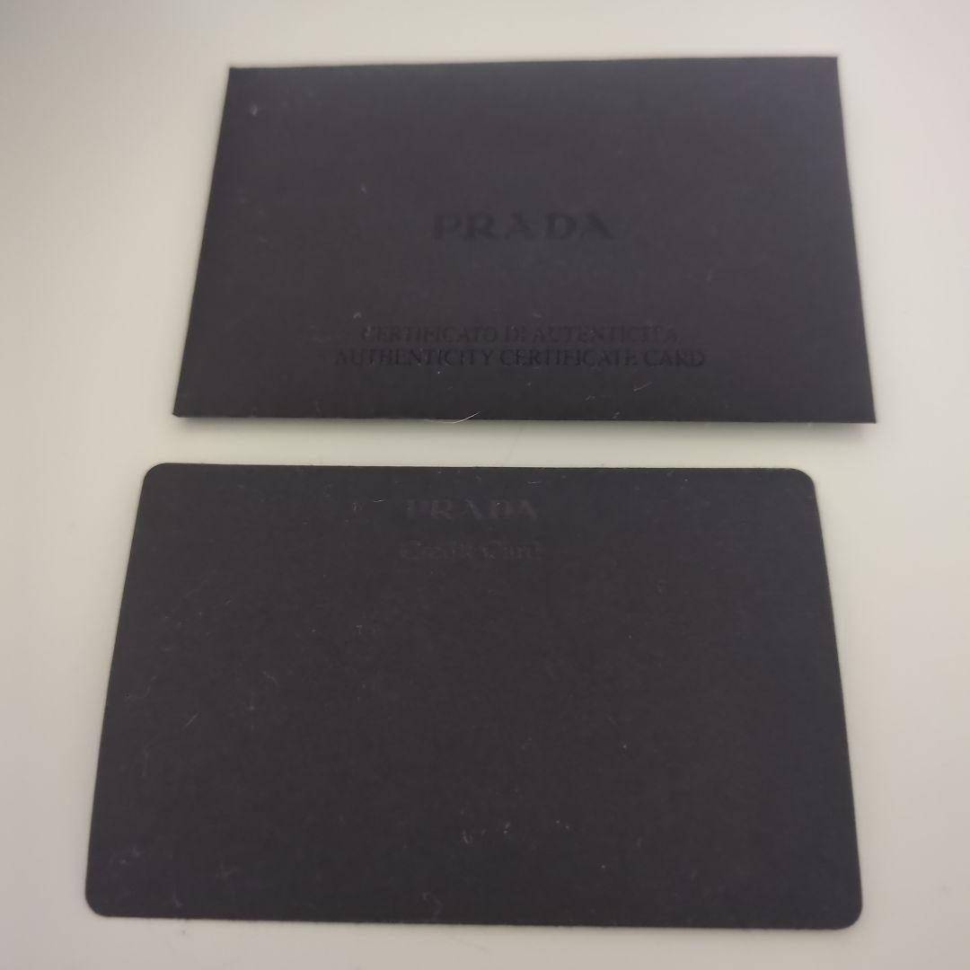 PRADA プラダ　サフィアーノ　オールブラック　二つ折り財布