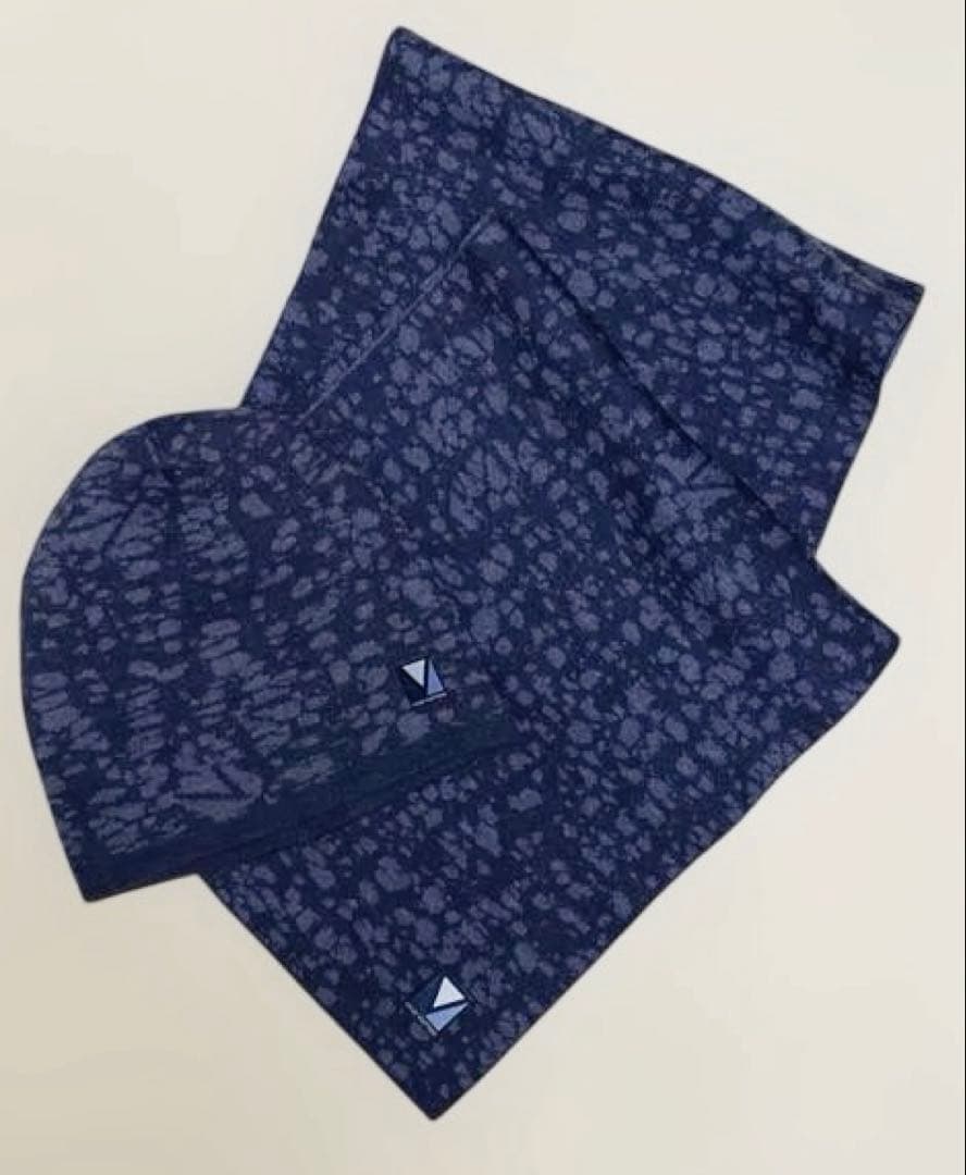 LOUIS VUITTON マフラーandビーニー　セット