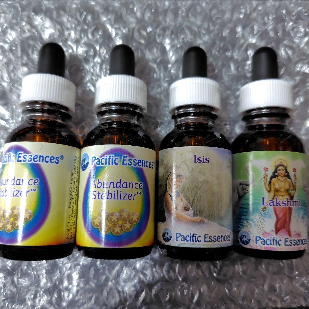 パシフィックエッセンス　アバンダンス　イシス　ラクシュミ　4本セット