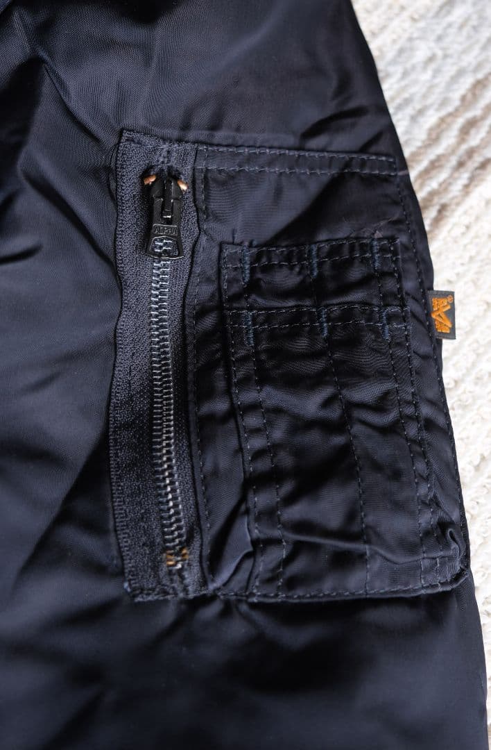 【USA製】90s ALPHA社製　MA-1 フライトジャケット ネイビー　L