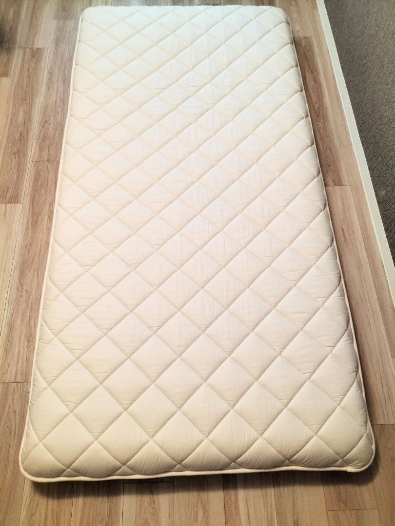 ✬雲のやすらぎプレミアム敷布団✬　使用頻度少シングル　手渡しなら24000円！