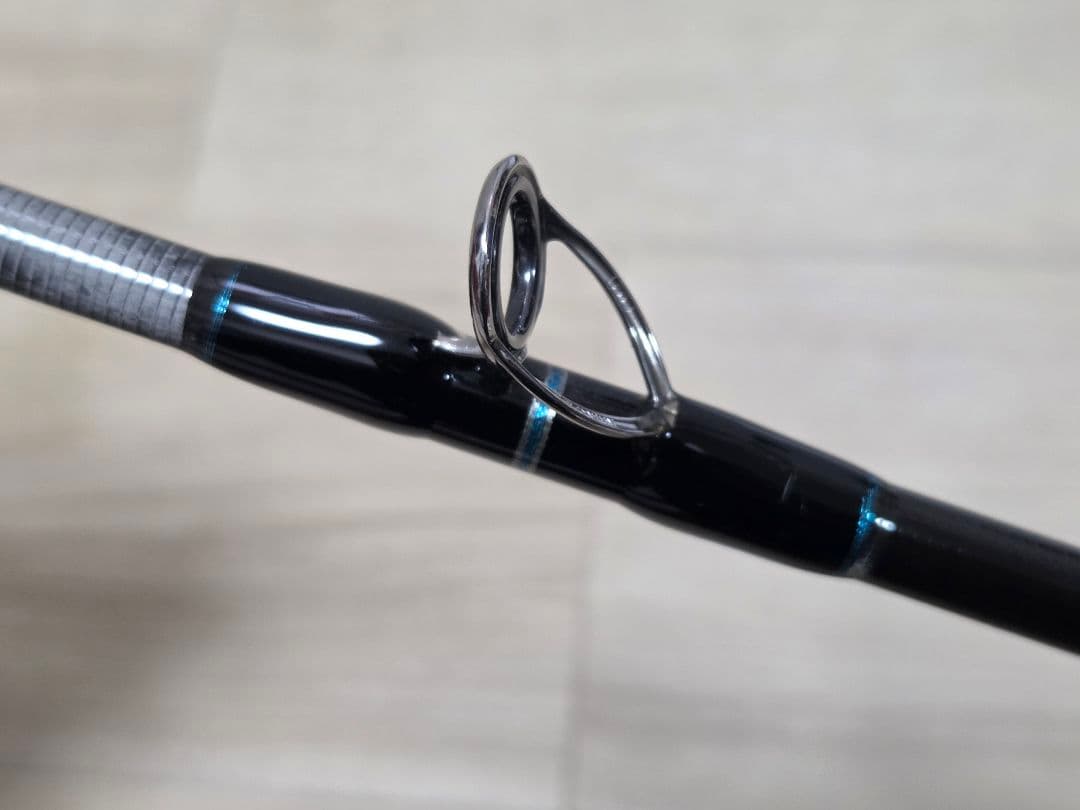 リップルフィッシャー　ランナーエクシード　911EMH