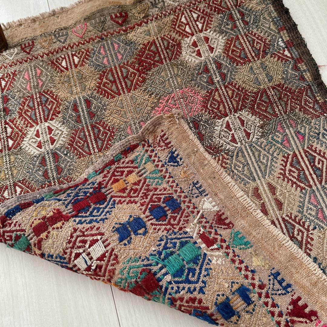 トルコ ヴィンテージラグ 955 レア ベージュ ブルー ピンク オールドキリム