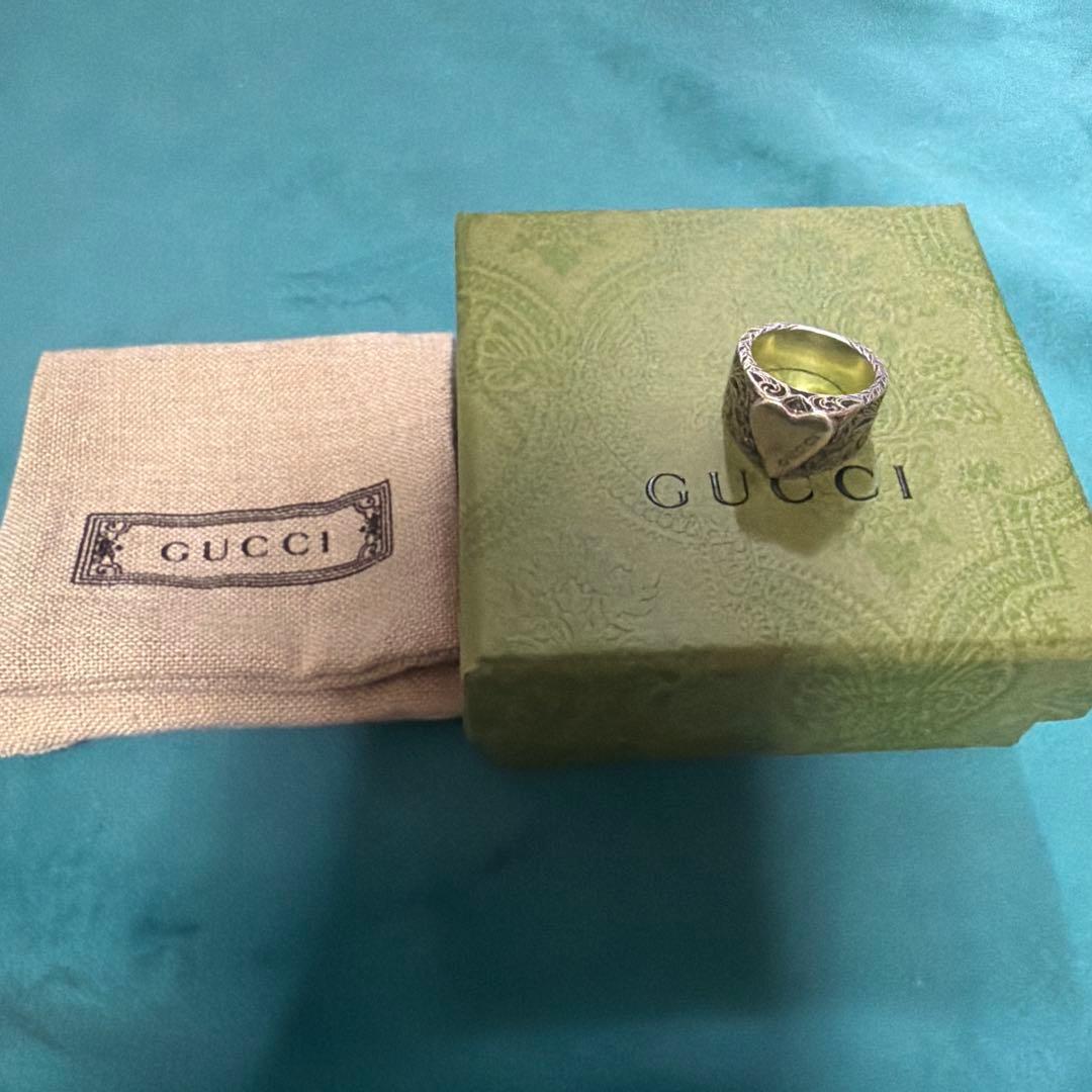 GUCCI ハートモチーフ シルバーリング