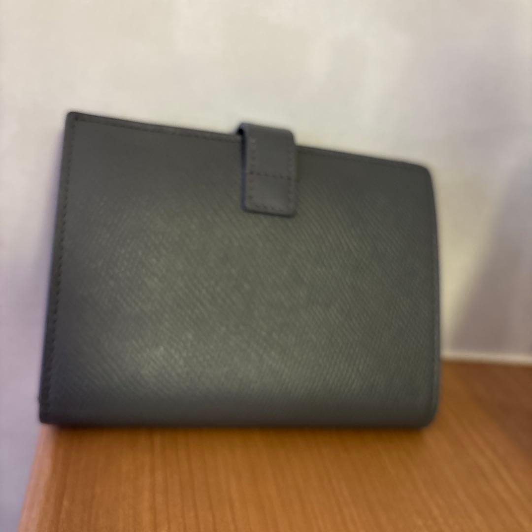 美品　CELINE グレー 二つ折り財布