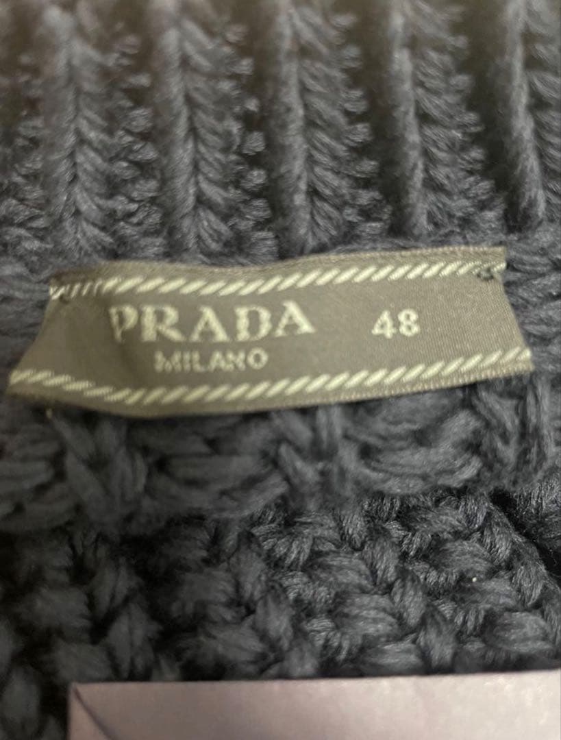 山*田様 【1/31まで】PRADA ニット カーディガン サイズ48