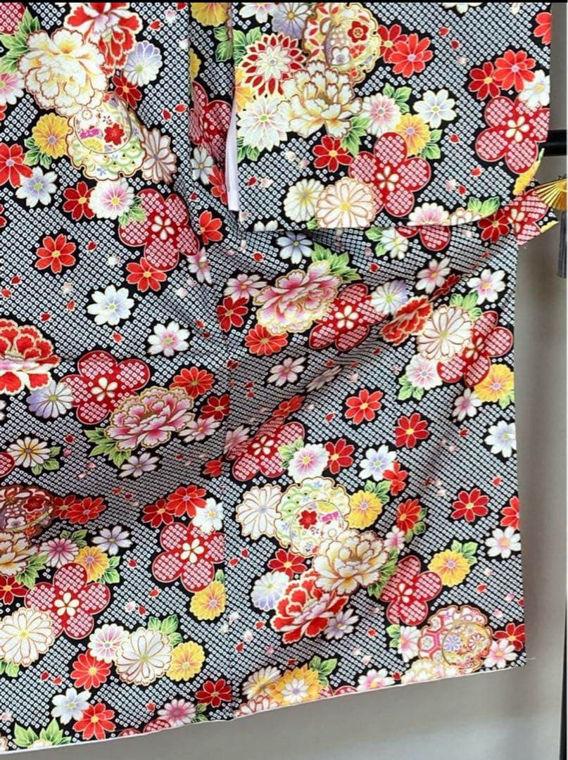 新品 四つ身 着物 172 黒 絞り風 ポリエステル 七五三 長襦袢付き こども