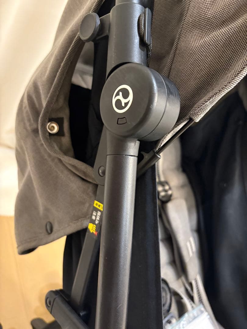 サイベックス cybex イージーS2 EEZY S2