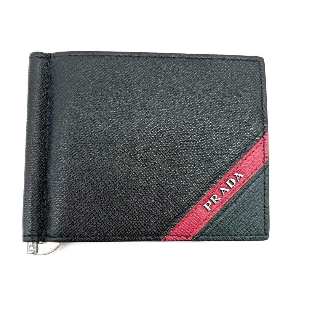 【美品】PRADA マネークリップ　二つ折り　札入れ　サフィアーノ　ロゴ金具