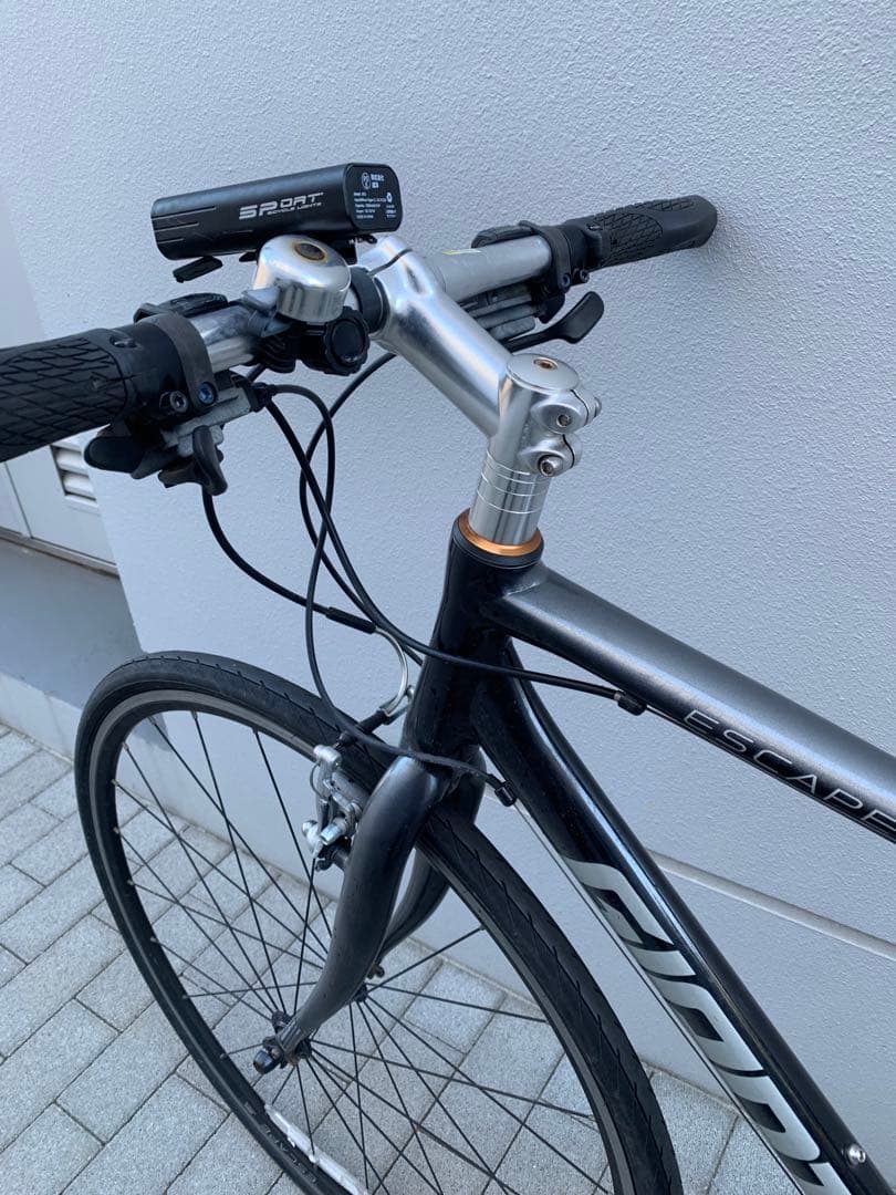 【東京近郊受渡希望】クロスバイクジャイアント ESCAPE サイズS 2023年