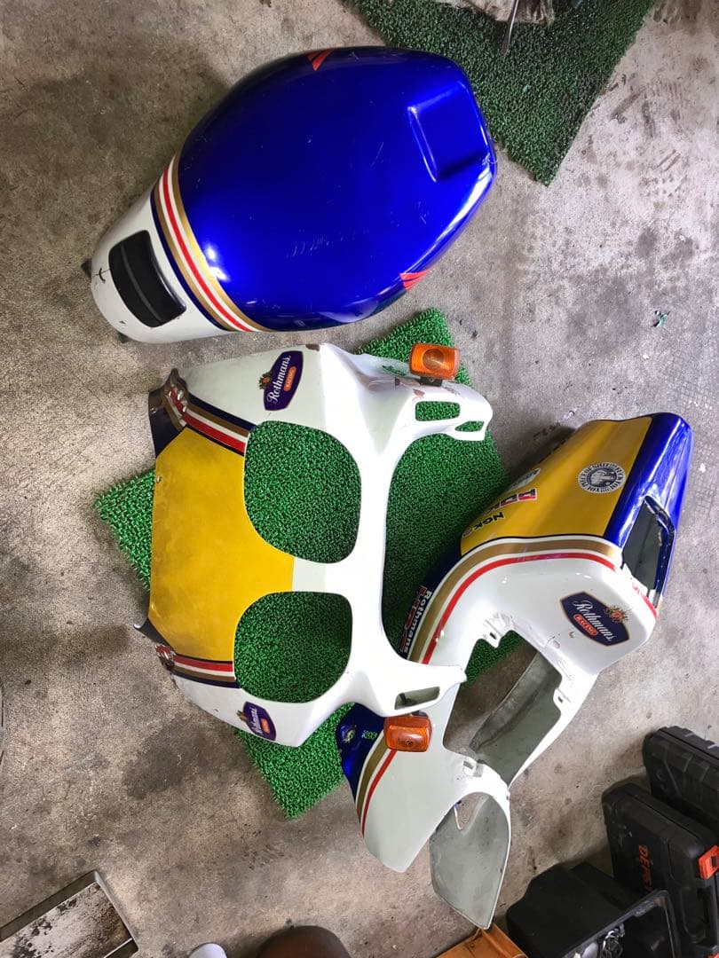 NS-1 カウルセット　アッパー　シート　メットインカバー　ロスマンズ