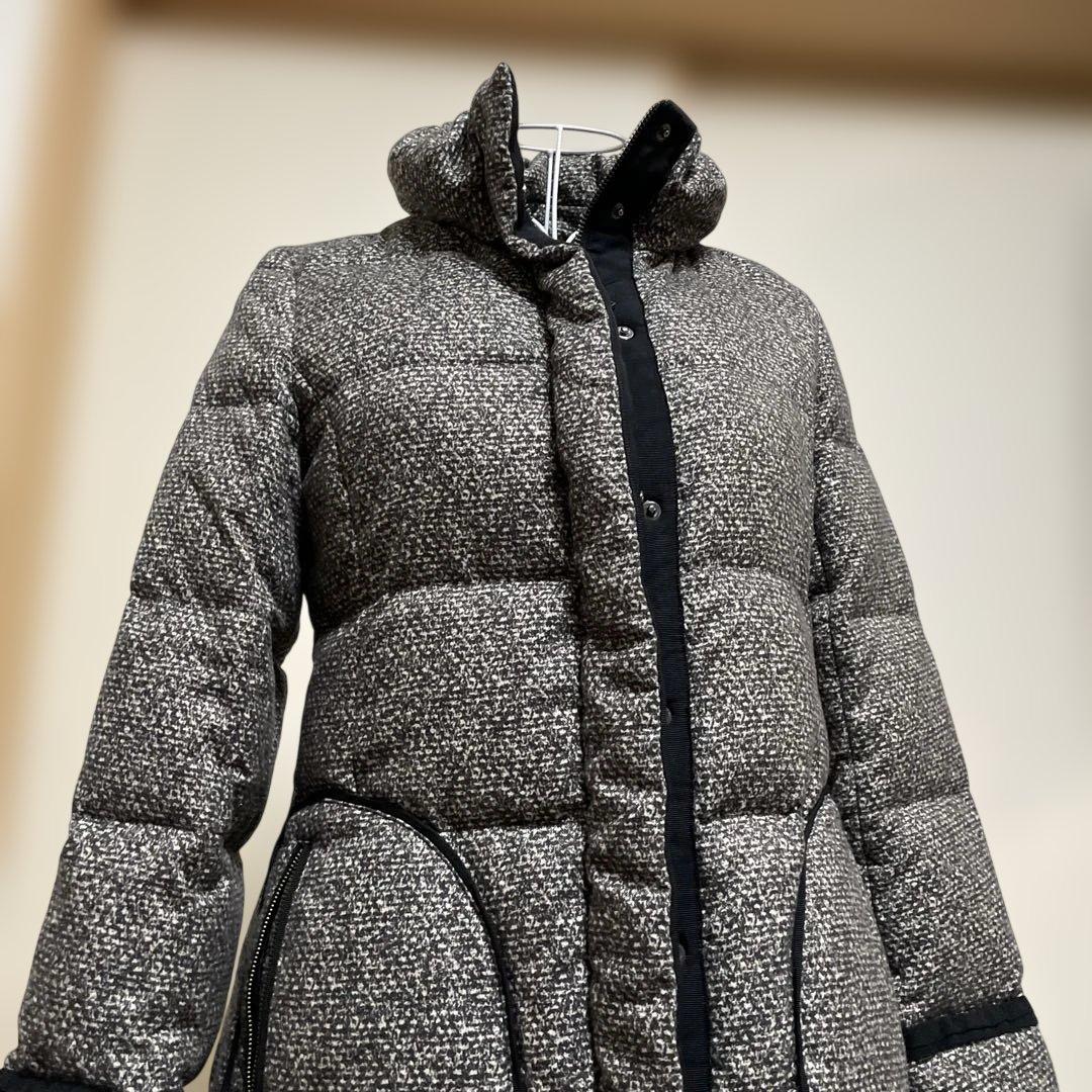 安室奈美恵着用ランバンオンブルー ペプラムダウンコート　フードなし