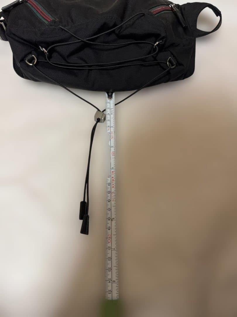 新品未使用　GUCCI ブラック ボディーバック／ウエストポーチ