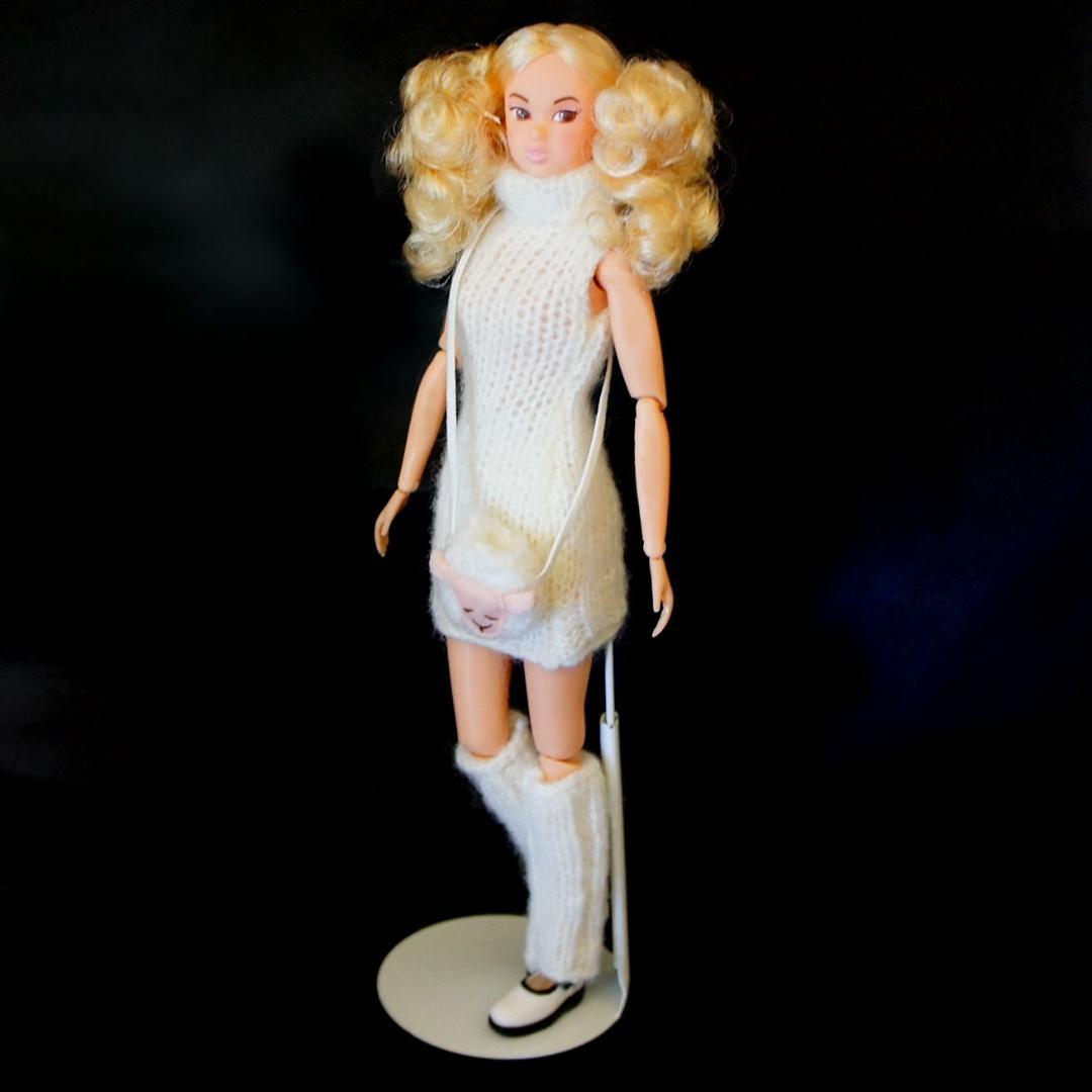 超激レア！【非売品／新品未使用】momoko 02HM 関係者への少数配布品