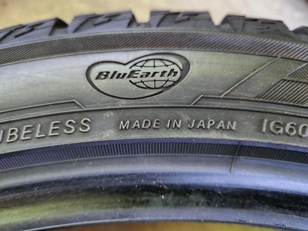 送料込☆ヨコハマスタッドレスタイヤ 225/40R18日本製☆4本