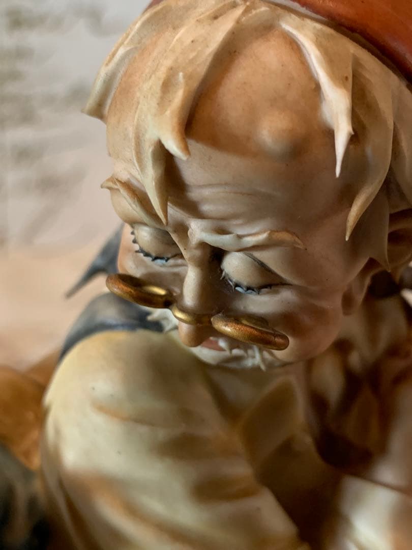 イタリア製　カポテモンテ　靴屋の叔父さんと少年の陶器人形！まつ毛まで陶器です！