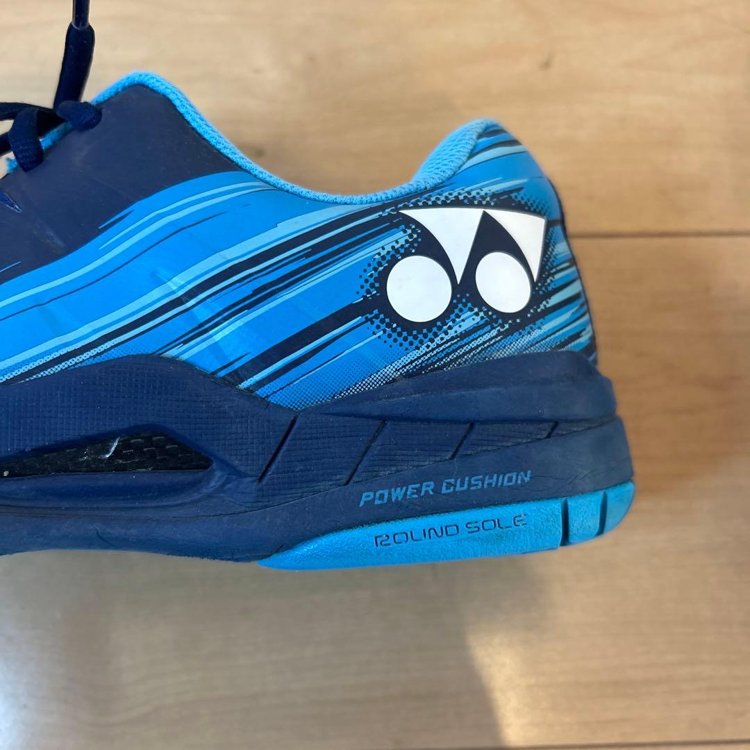 【十分に使える】ヨネックスパワークッションエアラスダッシュ3 GC 27.5cm