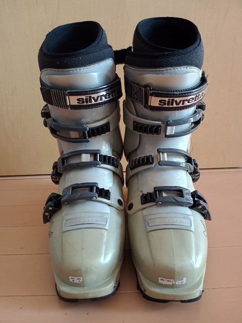 ないあ Silvretta スキーブーツ