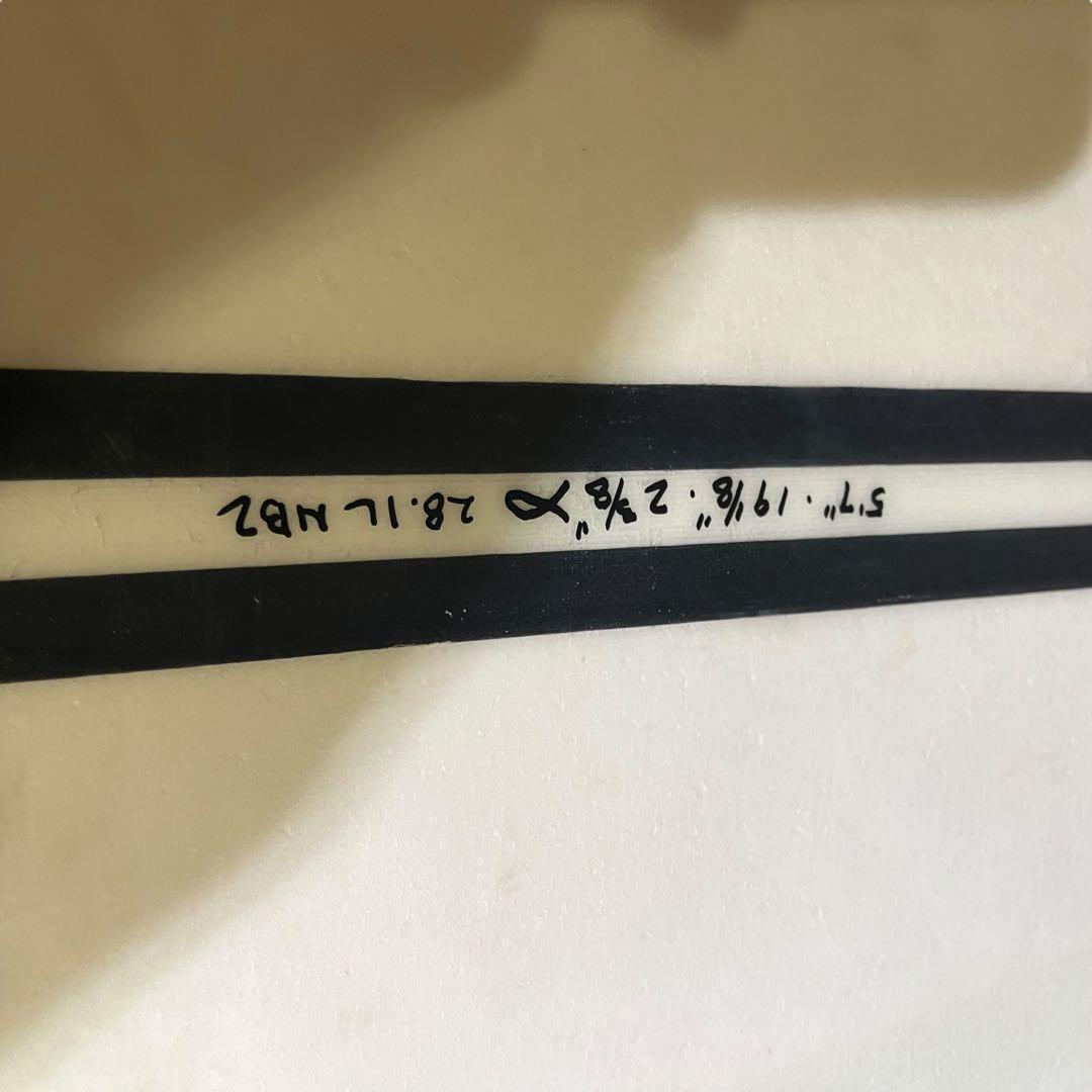 【美品】ネックベアード2 サンダーボルト 5.7 大阪市