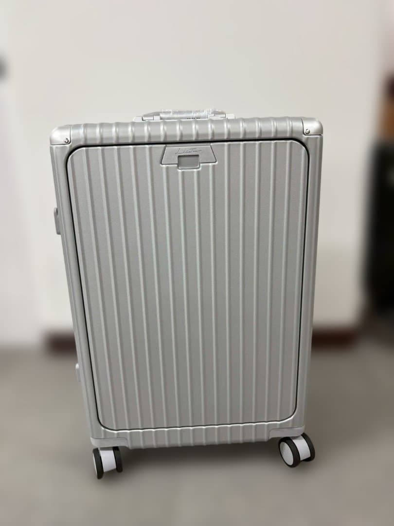 多機能キャリーケース【マットシルバーMサイズ】C8