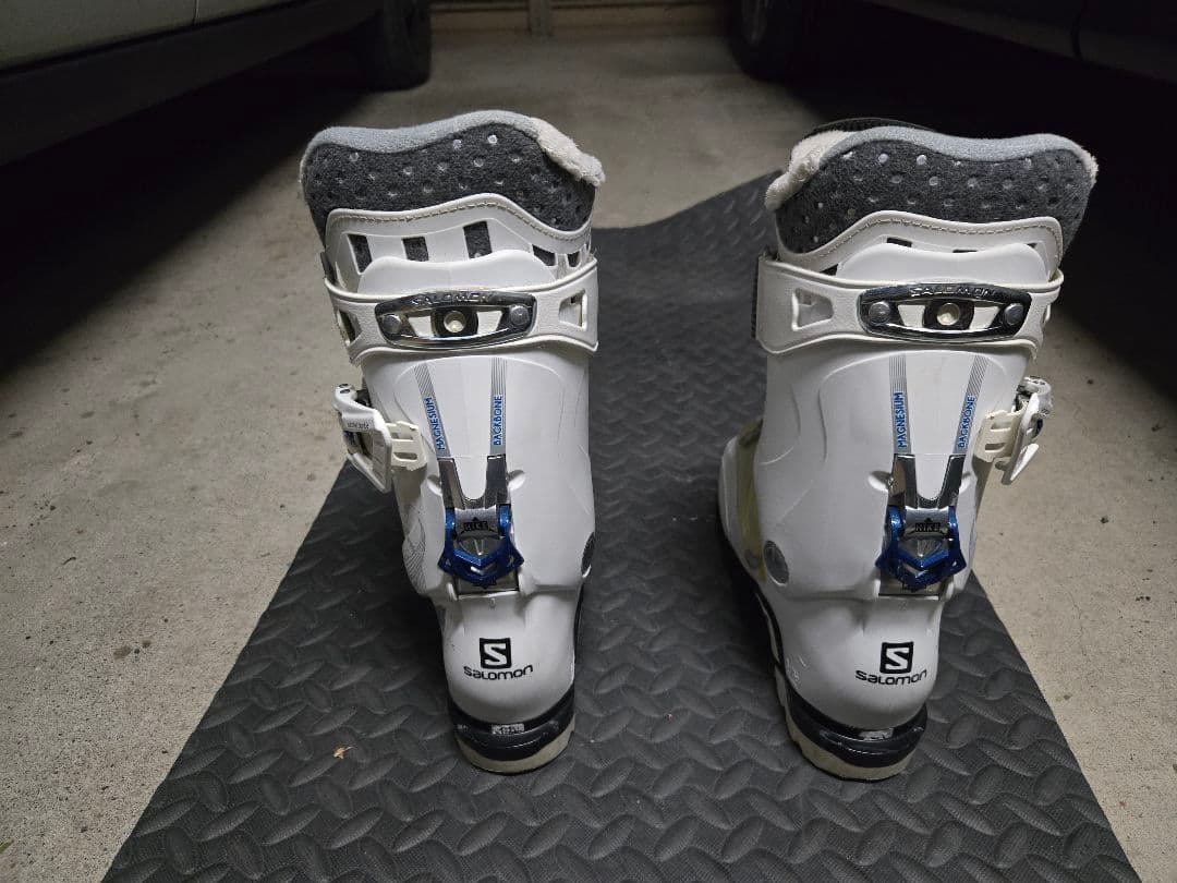 SALOMON　スキーブーツ　24.0 24.5cm
