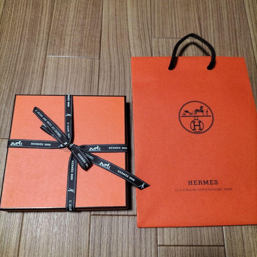 ゆうゆうん　新品未使用 HERMES 高島屋 ギフト タオルハンカチ
