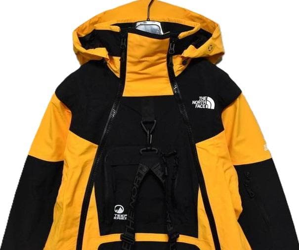 Mサイズ 新品 ノースフェイストランスフォーマー ジャケット NS61806 ①