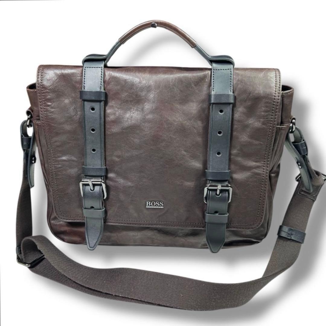 HUGO BOSS ヒューゴボス オールレザー メッセンジャーバッグ ショルダー