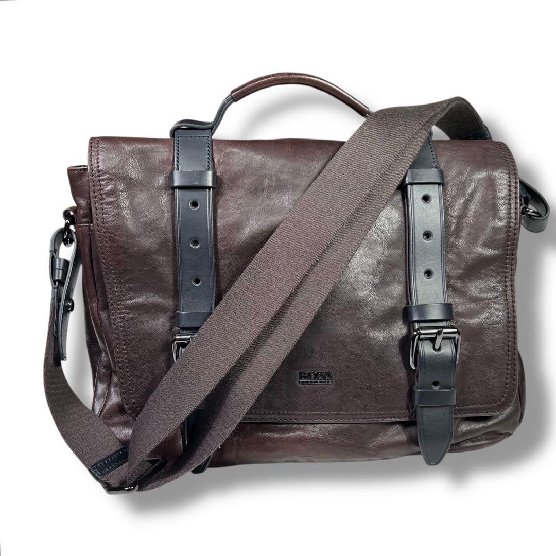 HUGO BOSS ヒューゴボス オールレザー メッセンジャーバッグ ショルダー