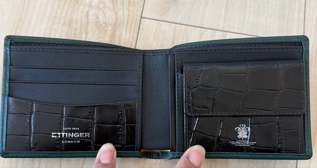 いちや【新品未使用】ETTINGER 二つ折り財布