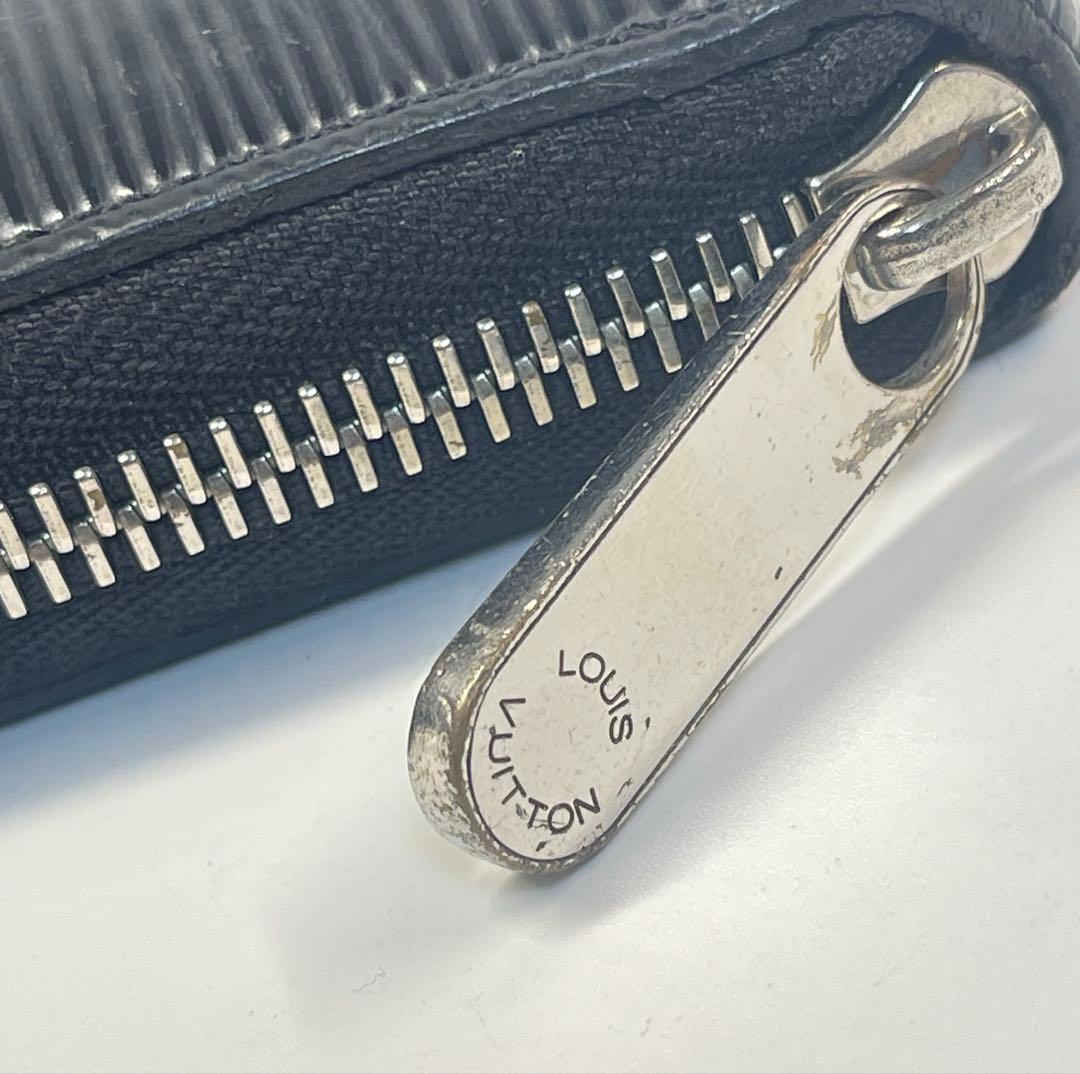 LOUIS VUITTON (ルイヴィトン)エピ長財布