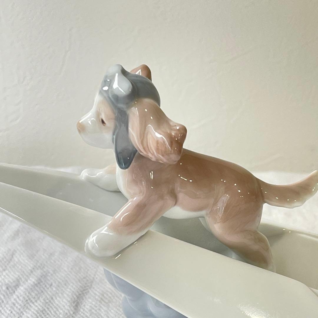 LIADRO リアドロ 犬と紙飛行機 可愛いパイロット Lladró 犬の置物