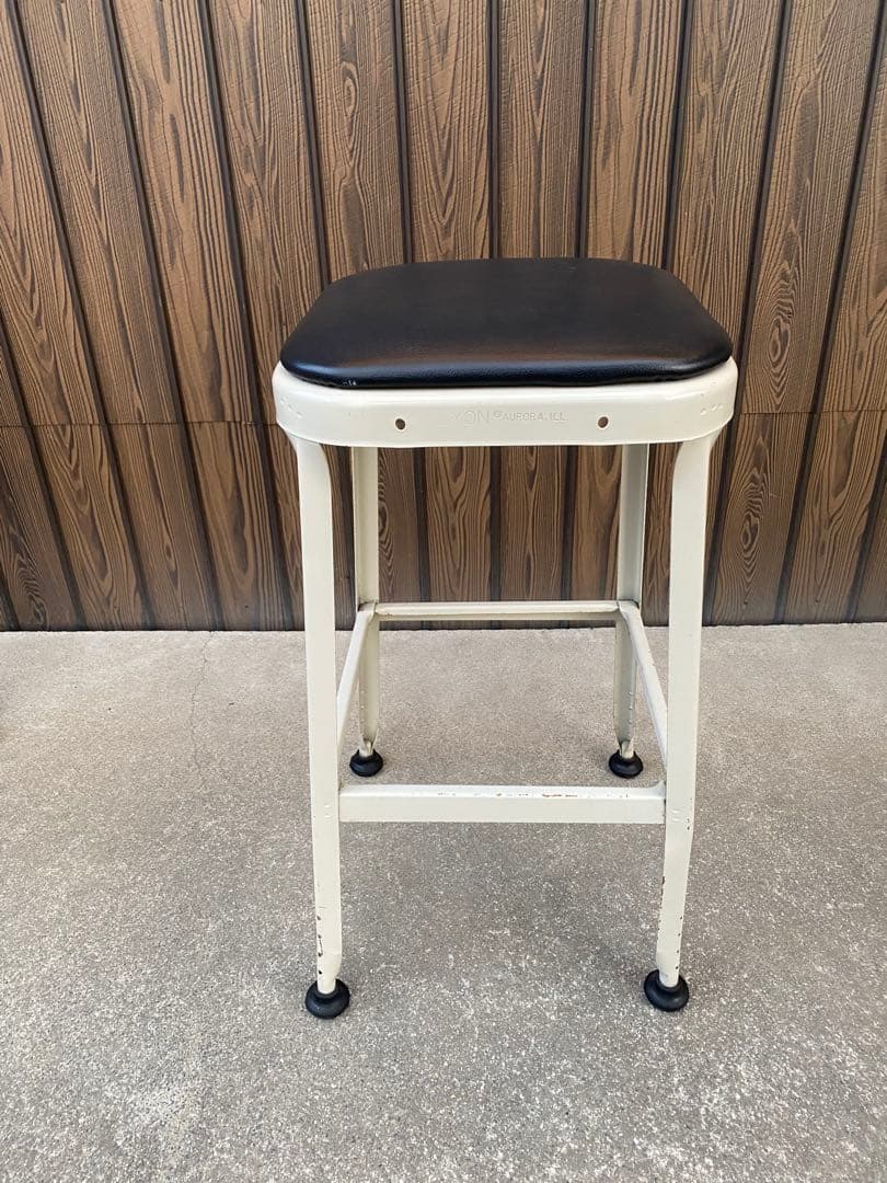 Lyon ハイスツール　パシフィックファニチャーサービス P.F.S リヨン