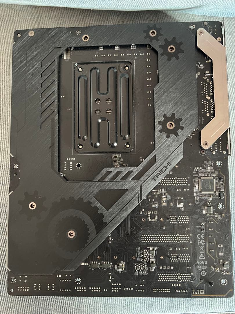 ASRock X570 Taichi マザーボード