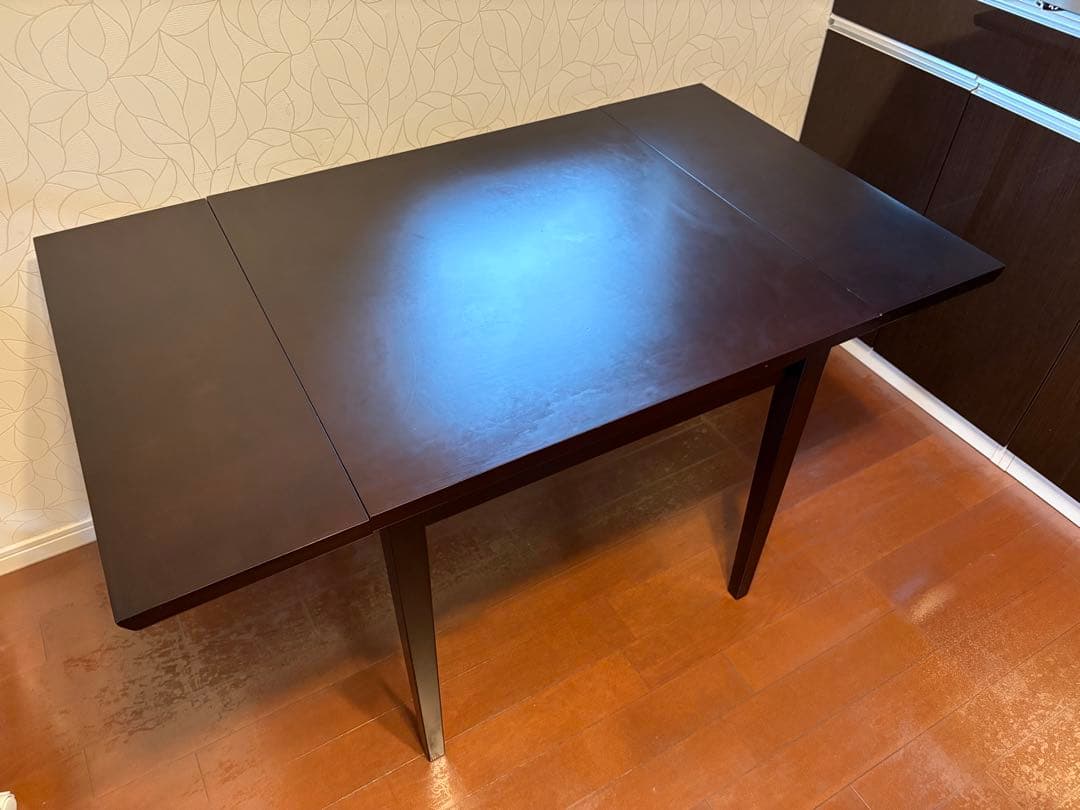 ダイニングテーブル　大塚家具　ビエンナ　2人用〜4人用