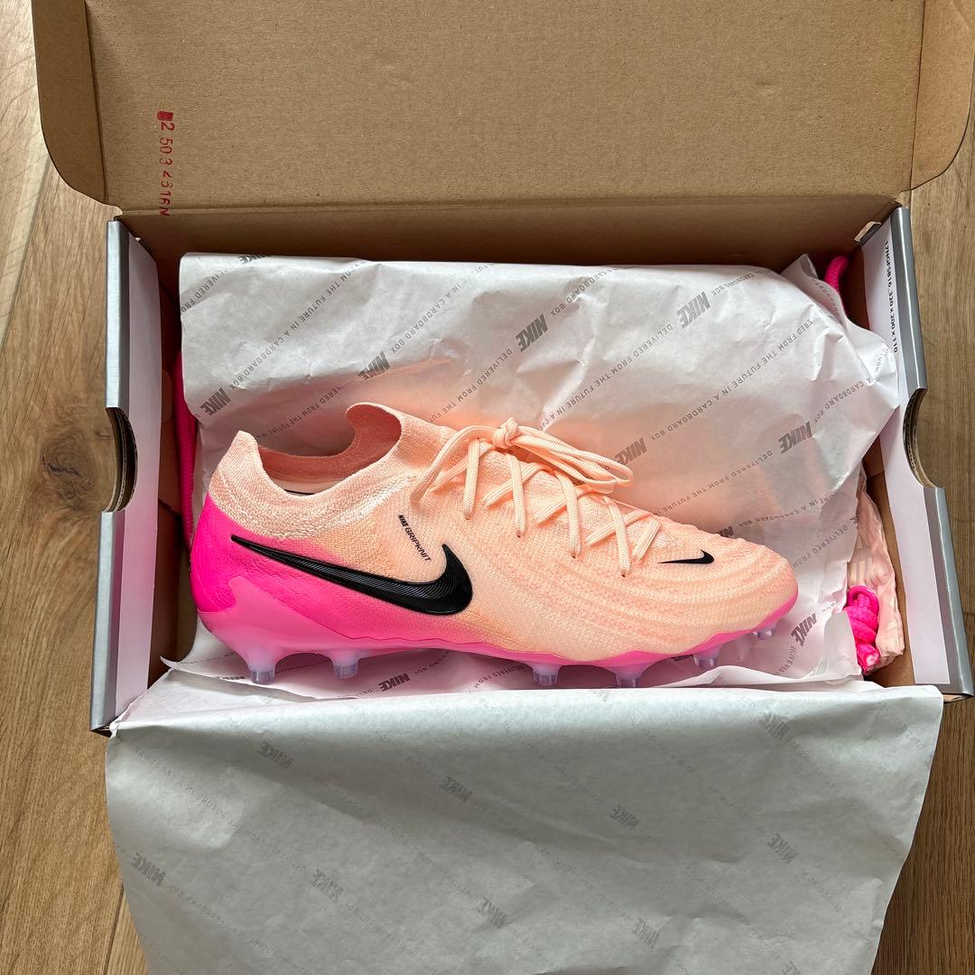 サッカースパイク ナイキファントムGX エリート