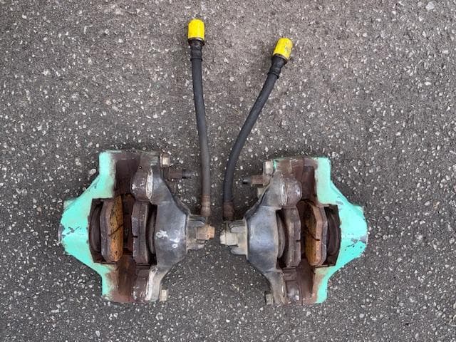 Ｏｎｏ！　スバル純正　スミトモ　リヤ２ポットキャリパー　ブラケ付