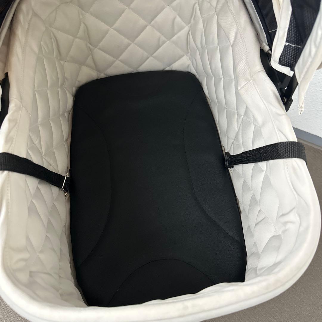 AIRBUGGY WIZ ホワイト ペットカート